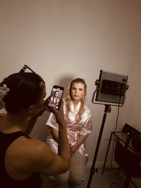 Makeup demonstration at NE Academy